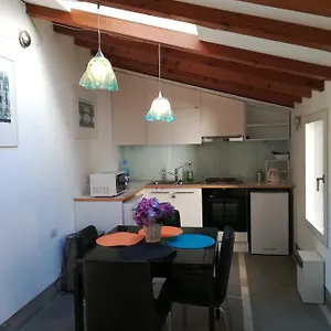 Charming House In Venedig